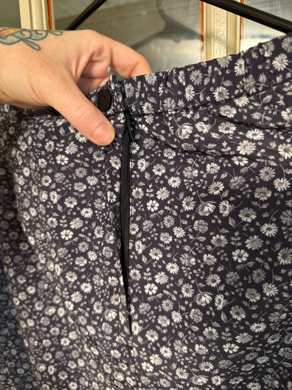 Vintage 1990s Floral Midi Skirt - Picture 5 of 6